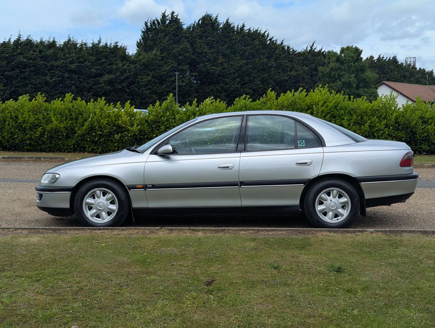 <p>1997 VAUXHALL OMEGA 2.5 V6 CD AUTO</p>