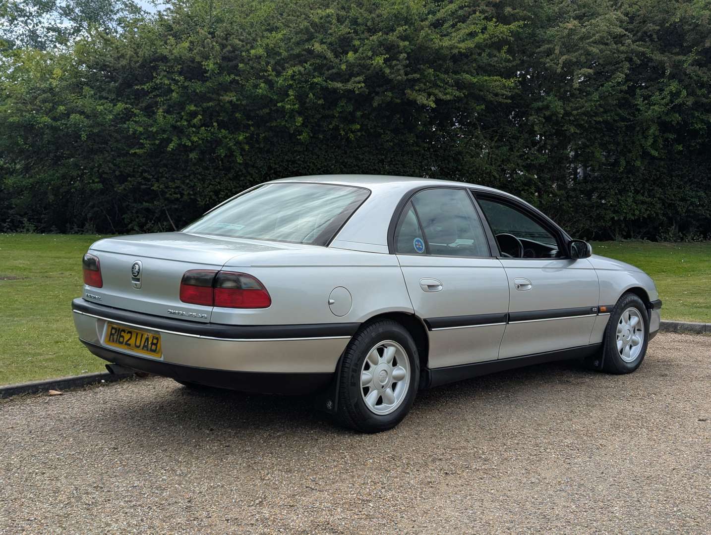 <p>1997 VAUXHALL OMEGA 2.5 V6 CD AUTO</p>