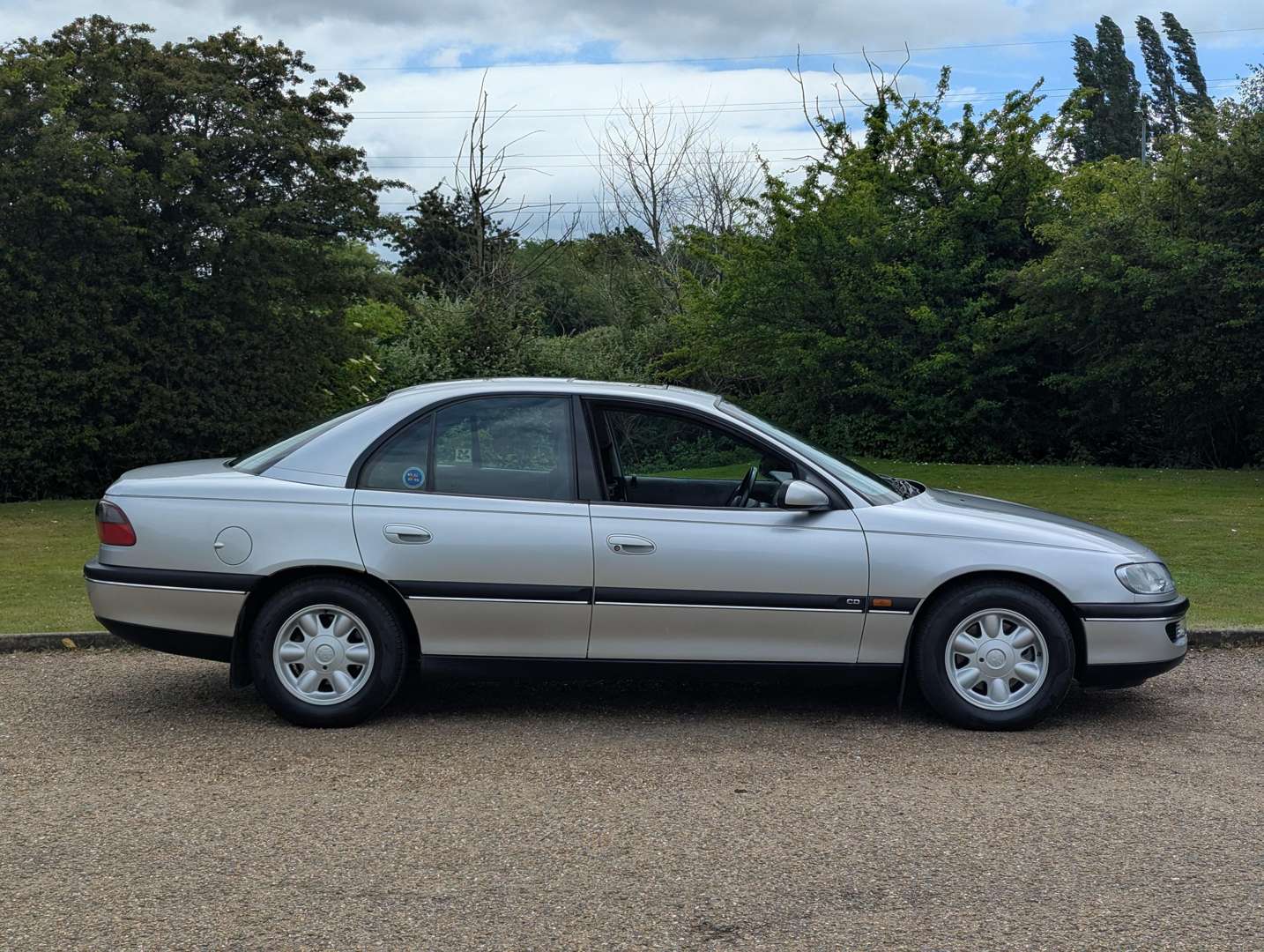 <p>1997 VAUXHALL OMEGA 2.5 V6 CD AUTO</p>