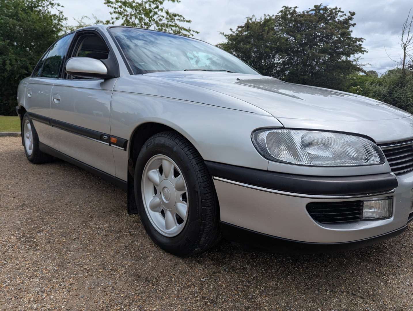 <p>1997 VAUXHALL OMEGA 2.5 V6 CD AUTO</p>