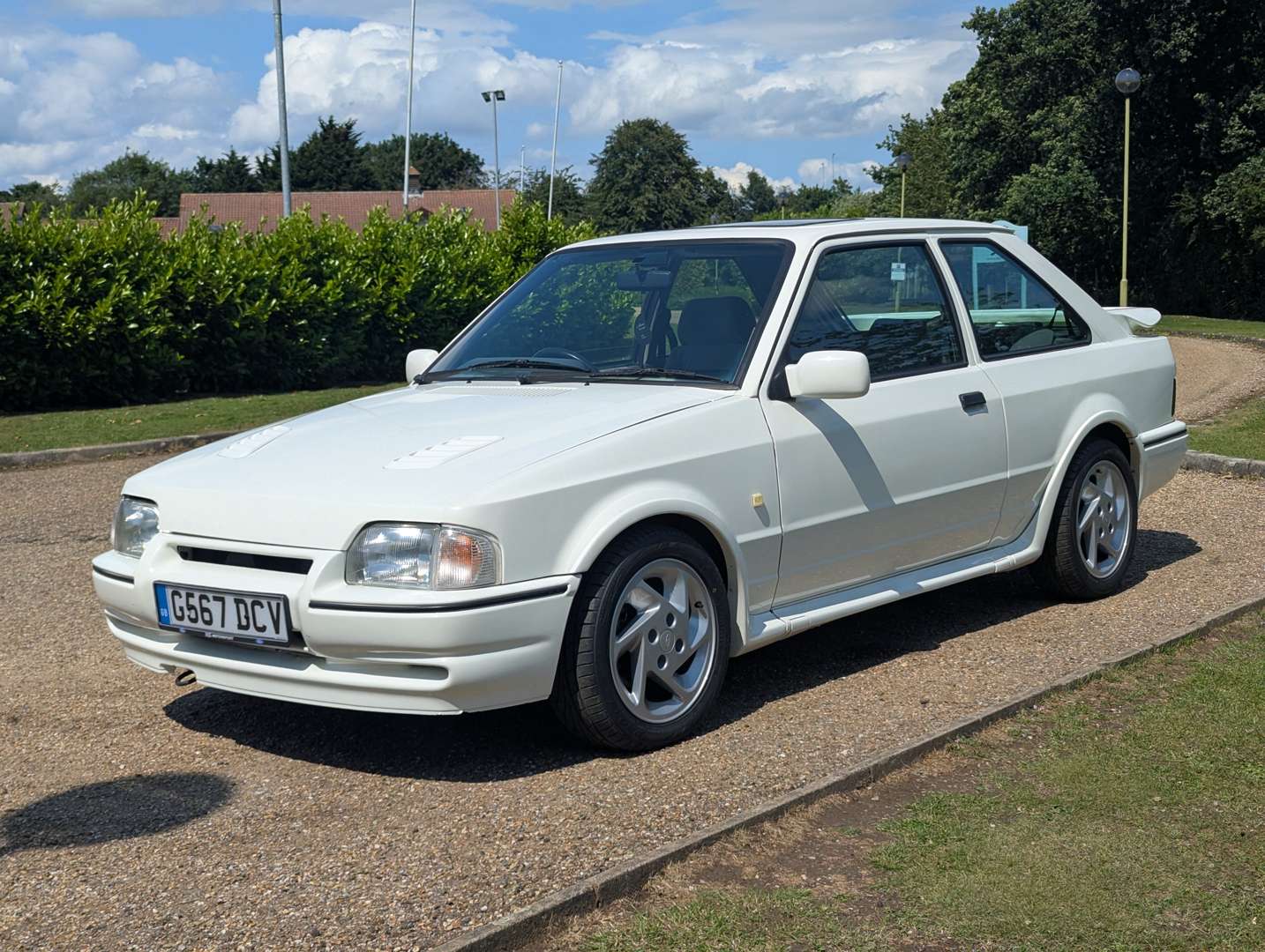 <p>1990 FORD ESCORT RS TURBO</p>