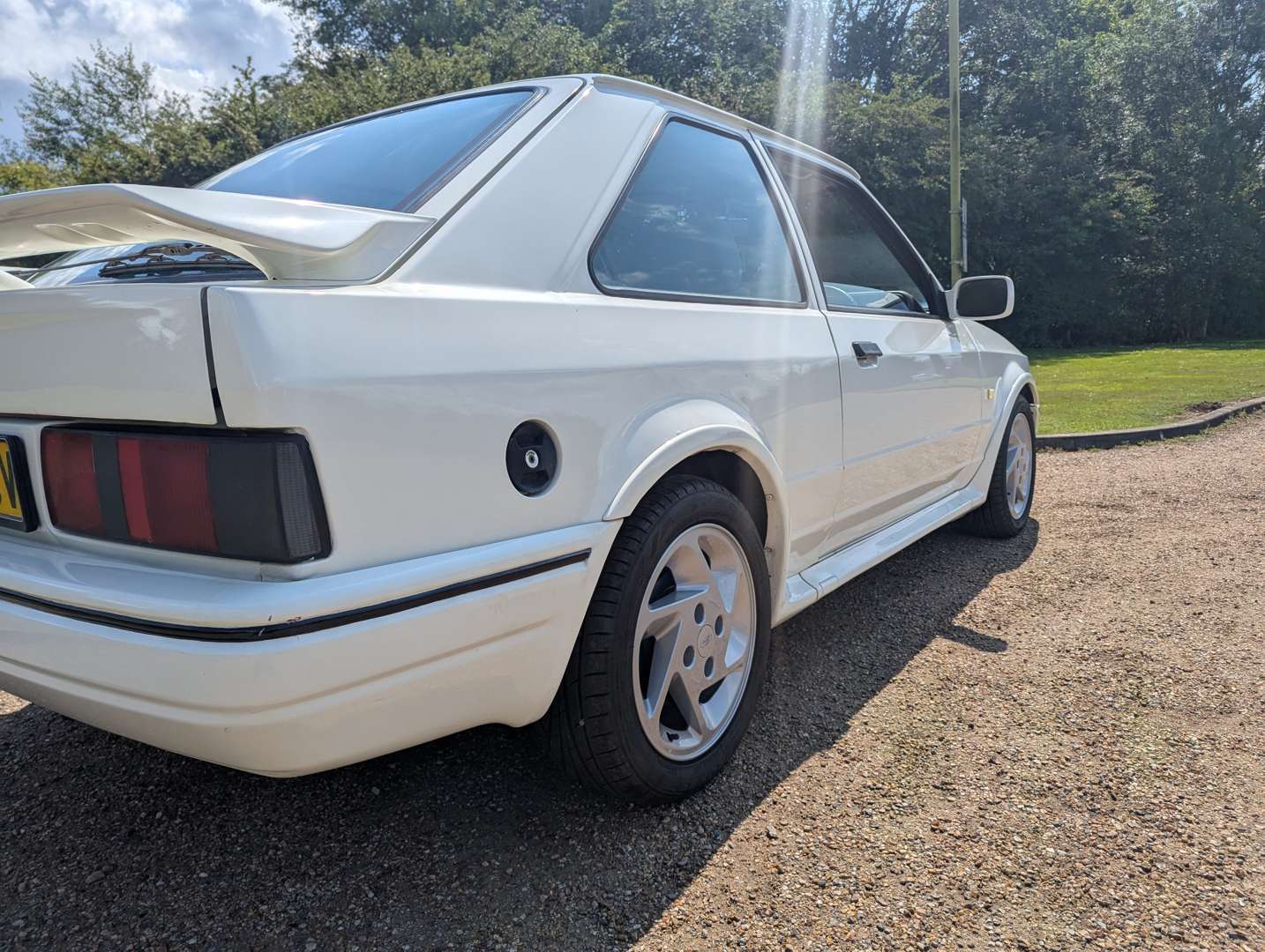 <p>1990 FORD ESCORT RS TURBO</p>