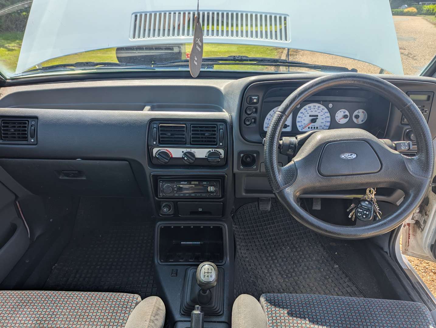 <p>1990 FORD ESCORT RS TURBO</p>