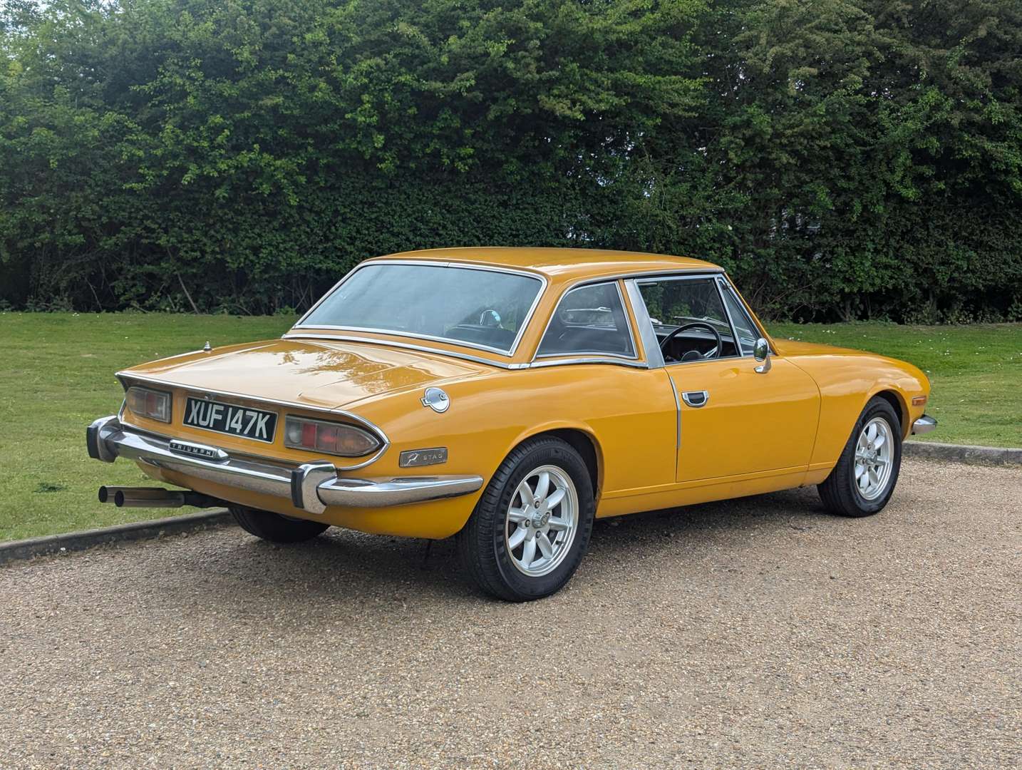 <p>1972 TRIUMPH STAG</p>