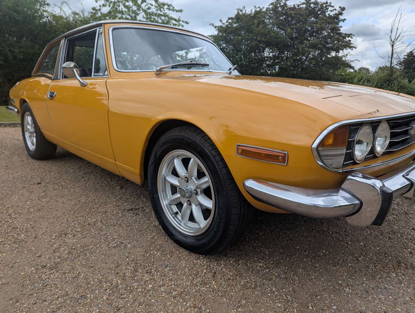 <p>1972 TRIUMPH STAG</p>