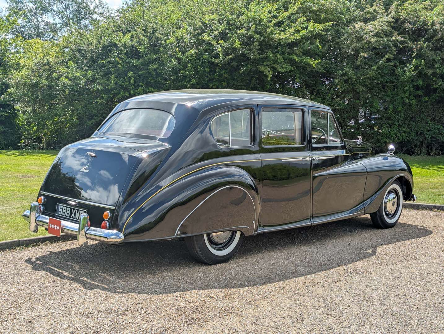 <p>1955 AUSTIN PRINCESS DM4 LIMOUSINE</p>