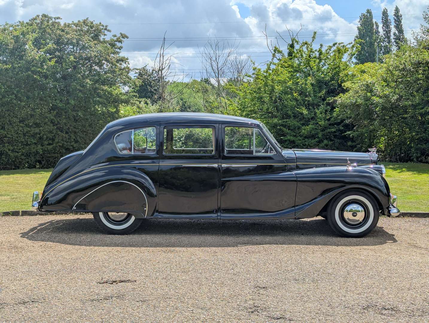 <p>1955 AUSTIN PRINCESS DM4 LIMOUSINE</p>