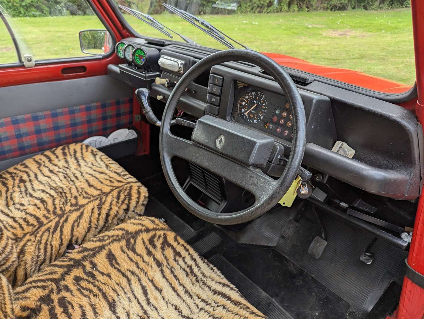 <p>1986 RENAULT 4 GTL</p>