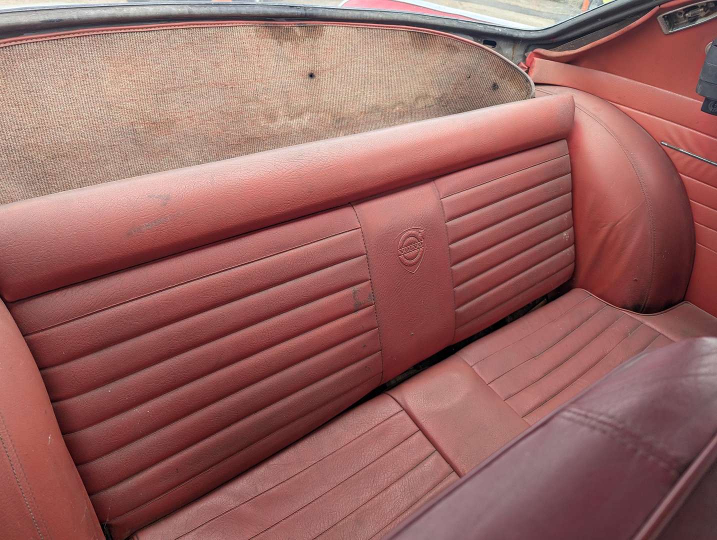 <p>1969 VOLVO P1800</p>