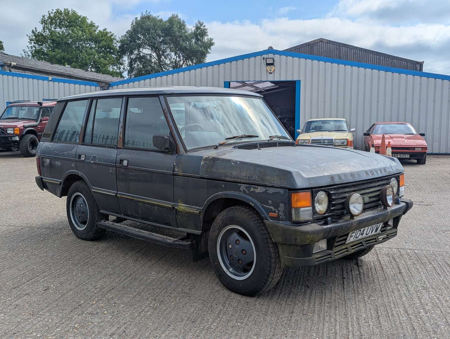 <p>1988 RANGE ROVER EFI AUTO</p>