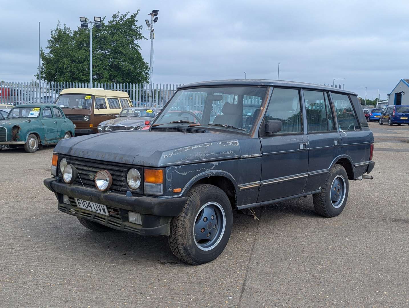 <p>1988 RANGE ROVER EFI AUTO</p>
