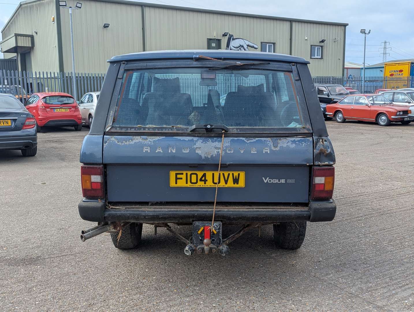 <p>1988 RANGE ROVER EFI AUTO</p>