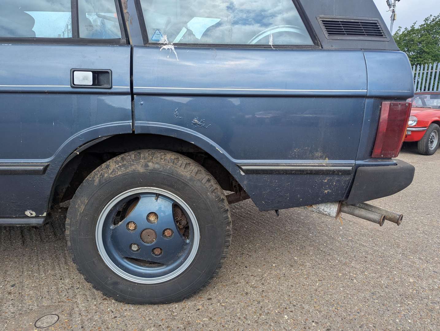 <p>1988 RANGE ROVER EFI AUTO</p>