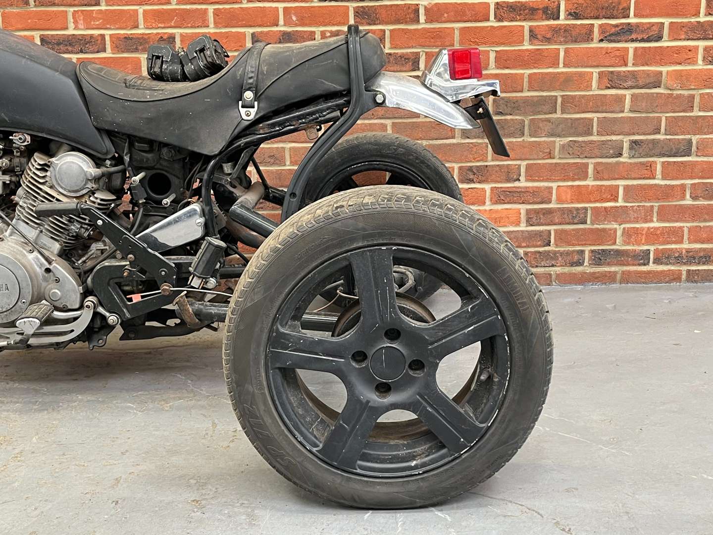<p>1982 YAMAHA VIRAGO 750CC TRIKE</p>