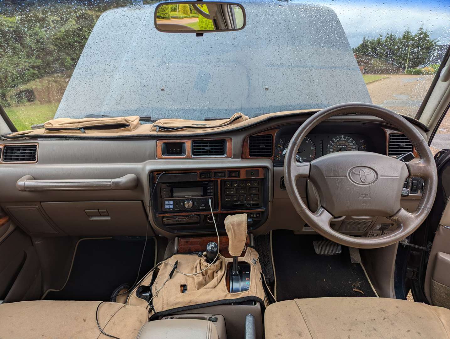 <p>1995 TOYOTA LAND CRUISER 80 VX AUTO</p>