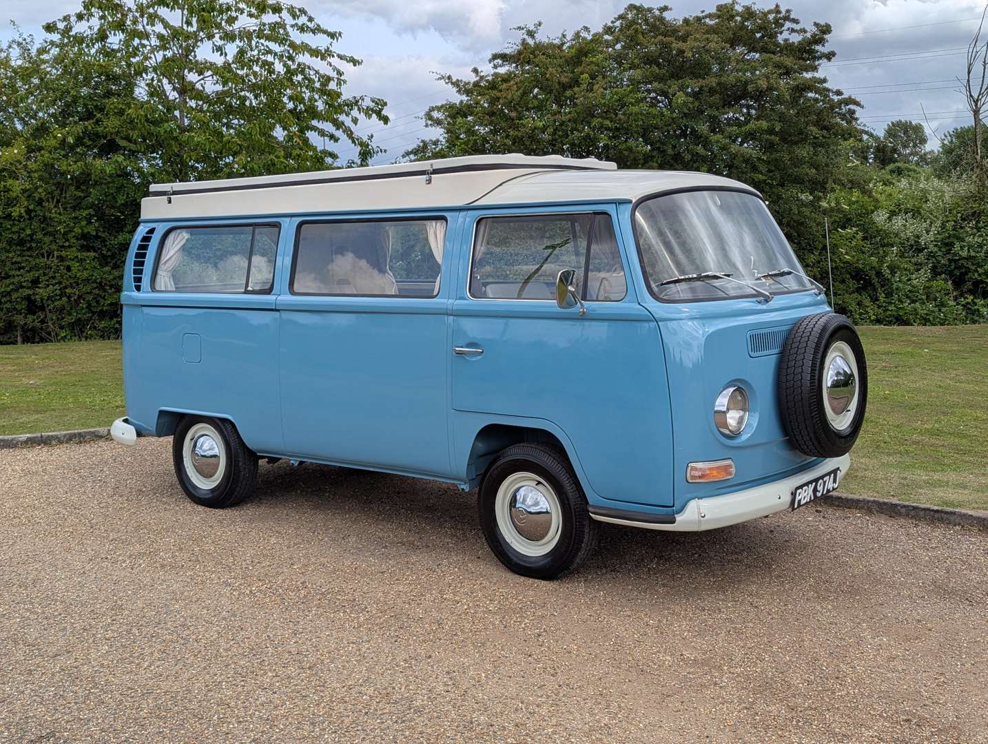 <p>1970 VW T2 BAY CAMPER</p>