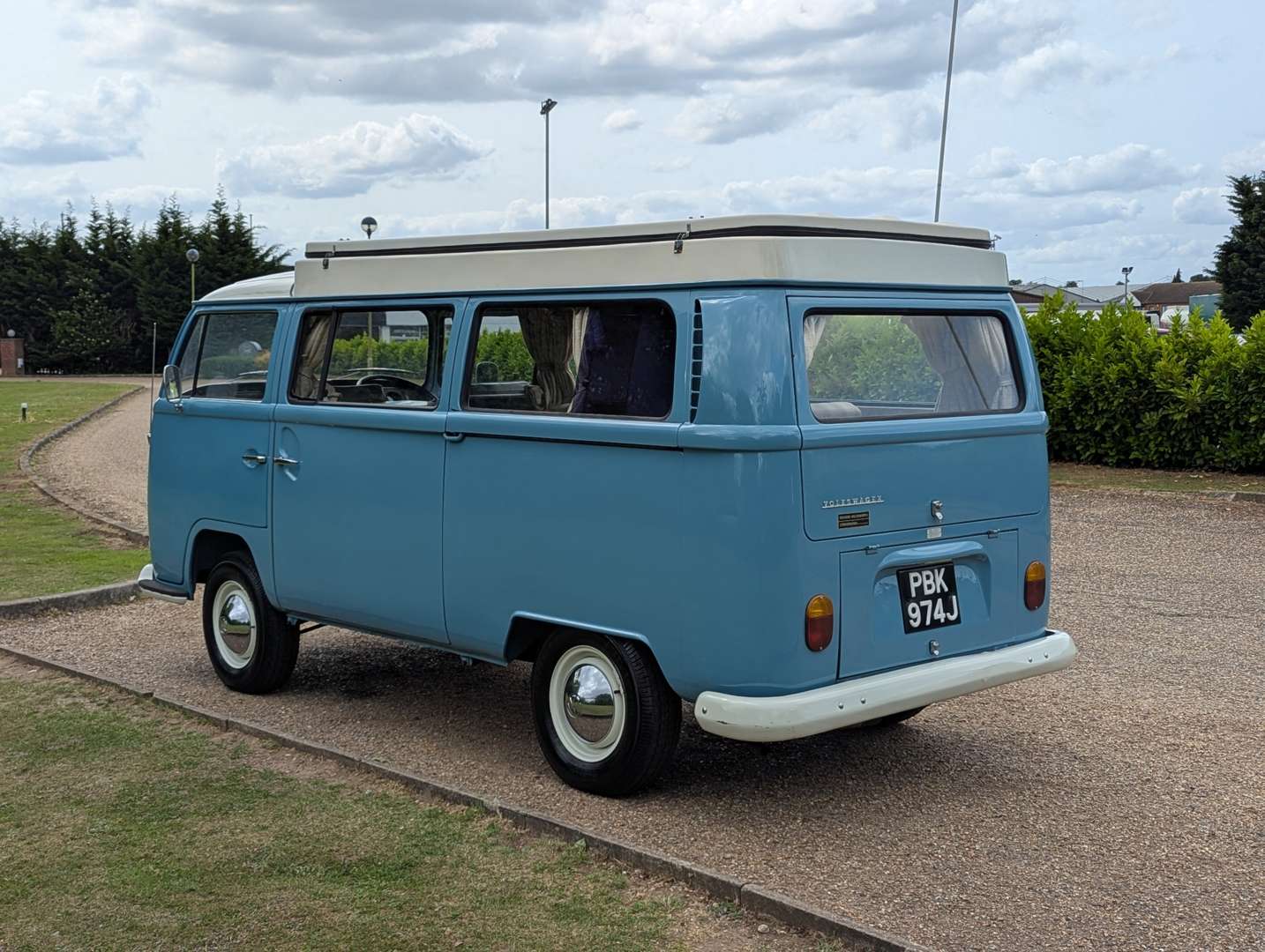 <p>1970 VW T2 BAY CAMPER</p>