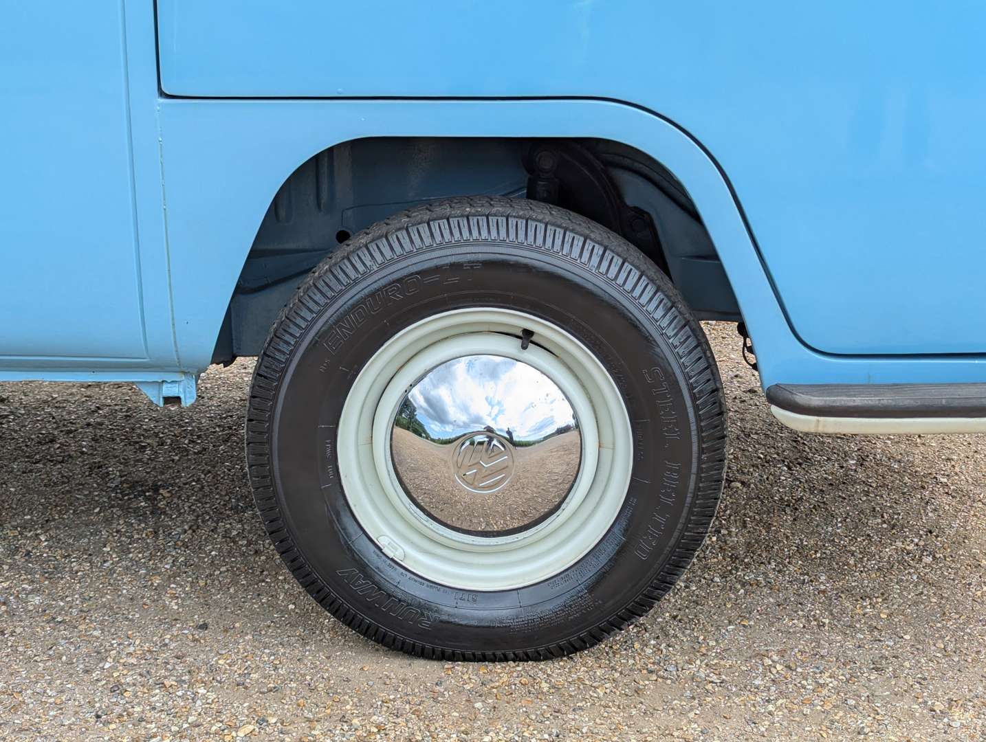 <p>1970 VW T2 BAY CAMPER</p>