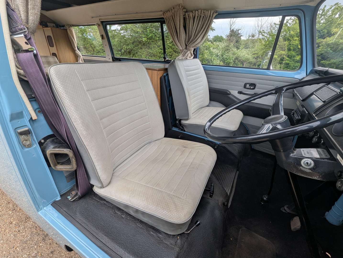 <p>1970 VW T2 BAY CAMPER</p>