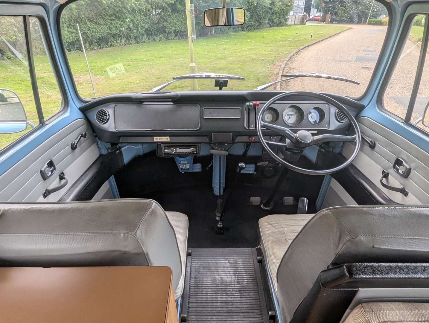 <p>1970 VW T2 BAY CAMPER</p>