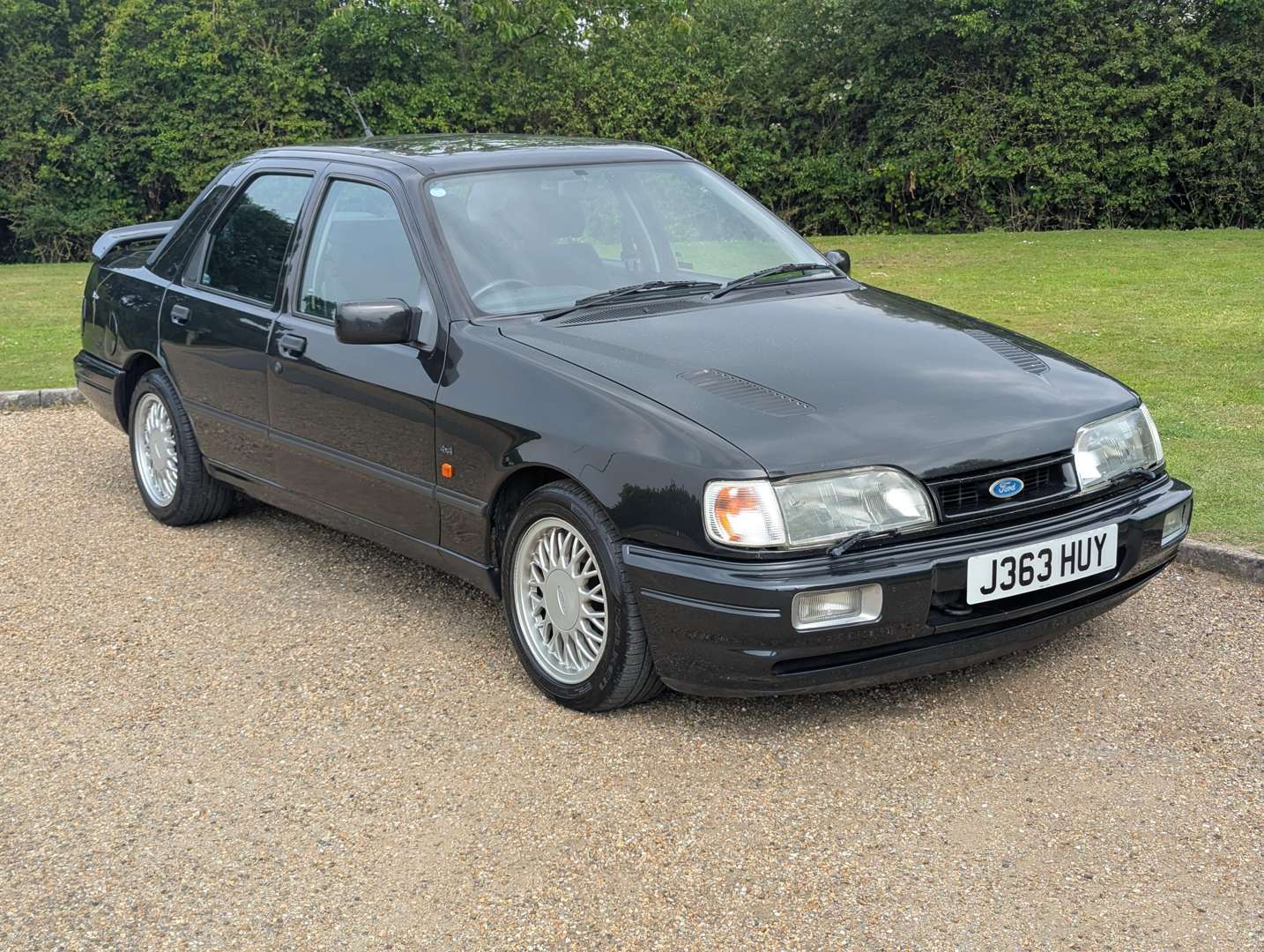 <p>1992 FORD SIERRA SAPPHIRE COSWORTH 4X4</p>