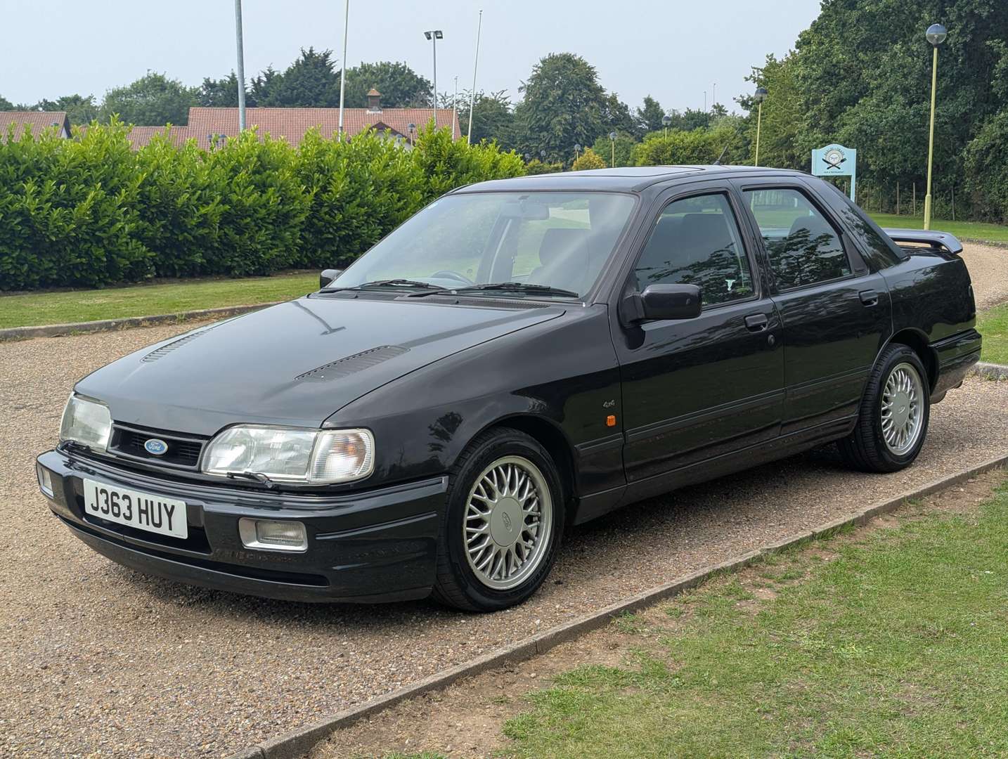 <p>1992 FORD SIERRA SAPPHIRE COSWORTH 4X4</p>