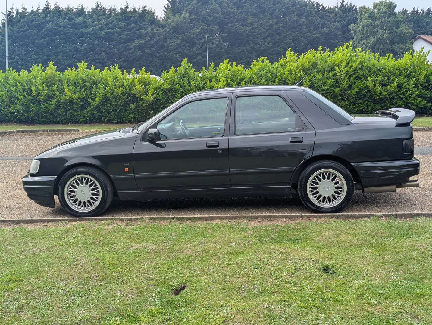 <p>1992 FORD SIERRA SAPPHIRE COSWORTH 4X4</p>