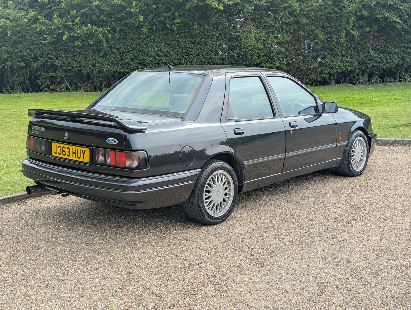 <p>1992 FORD SIERRA SAPPHIRE COSWORTH 4X4</p>