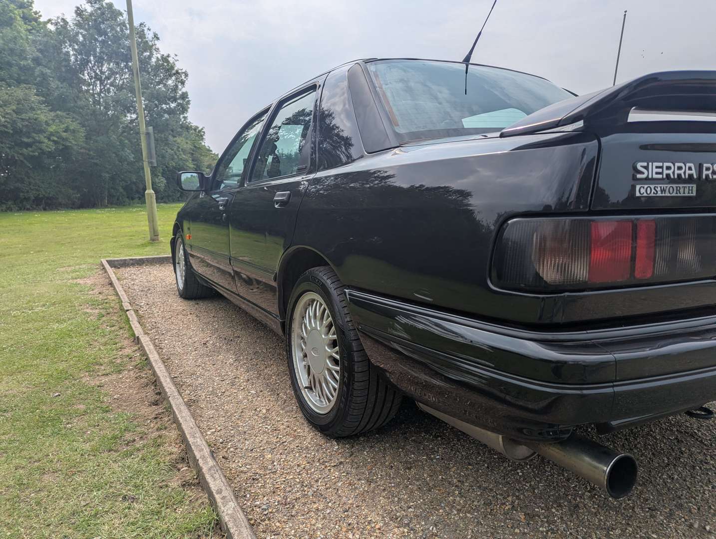 <p>1992 FORD SIERRA SAPPHIRE COSWORTH 4X4</p>