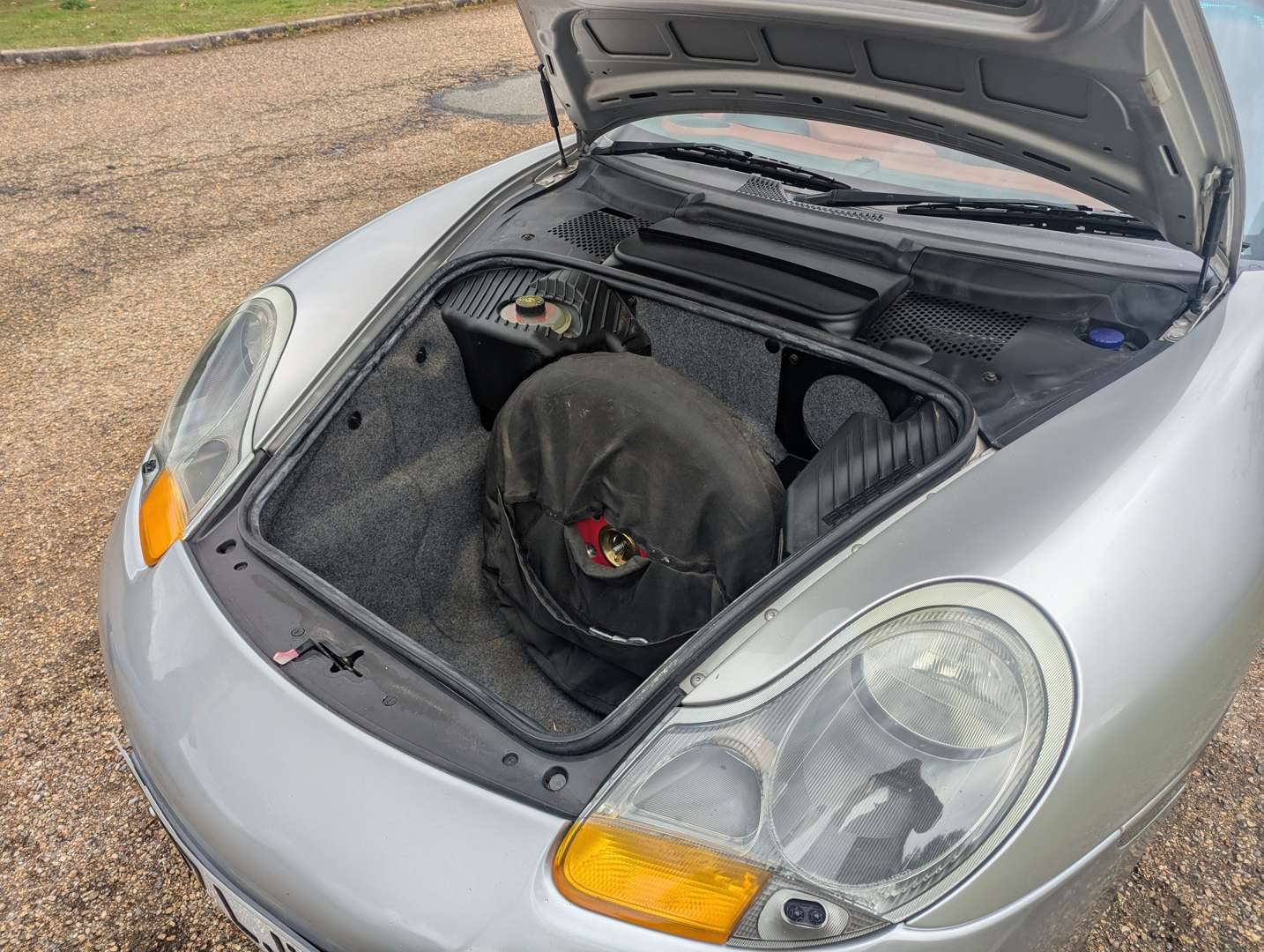 <p>1999 PORSCHE BOXSTER 2.5 MANUAL</p>