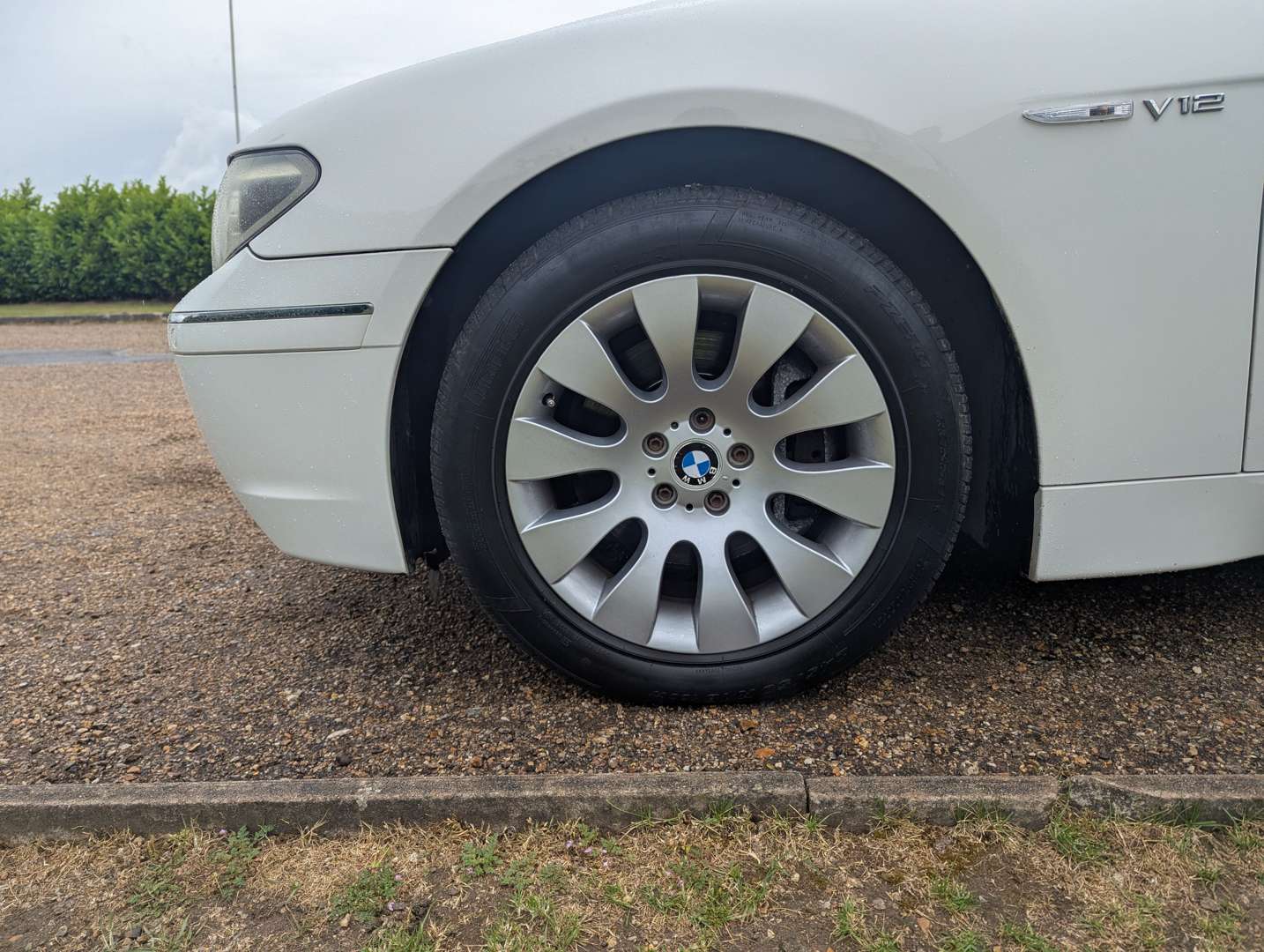 <p>2005 BMW 760LI LWB</p>