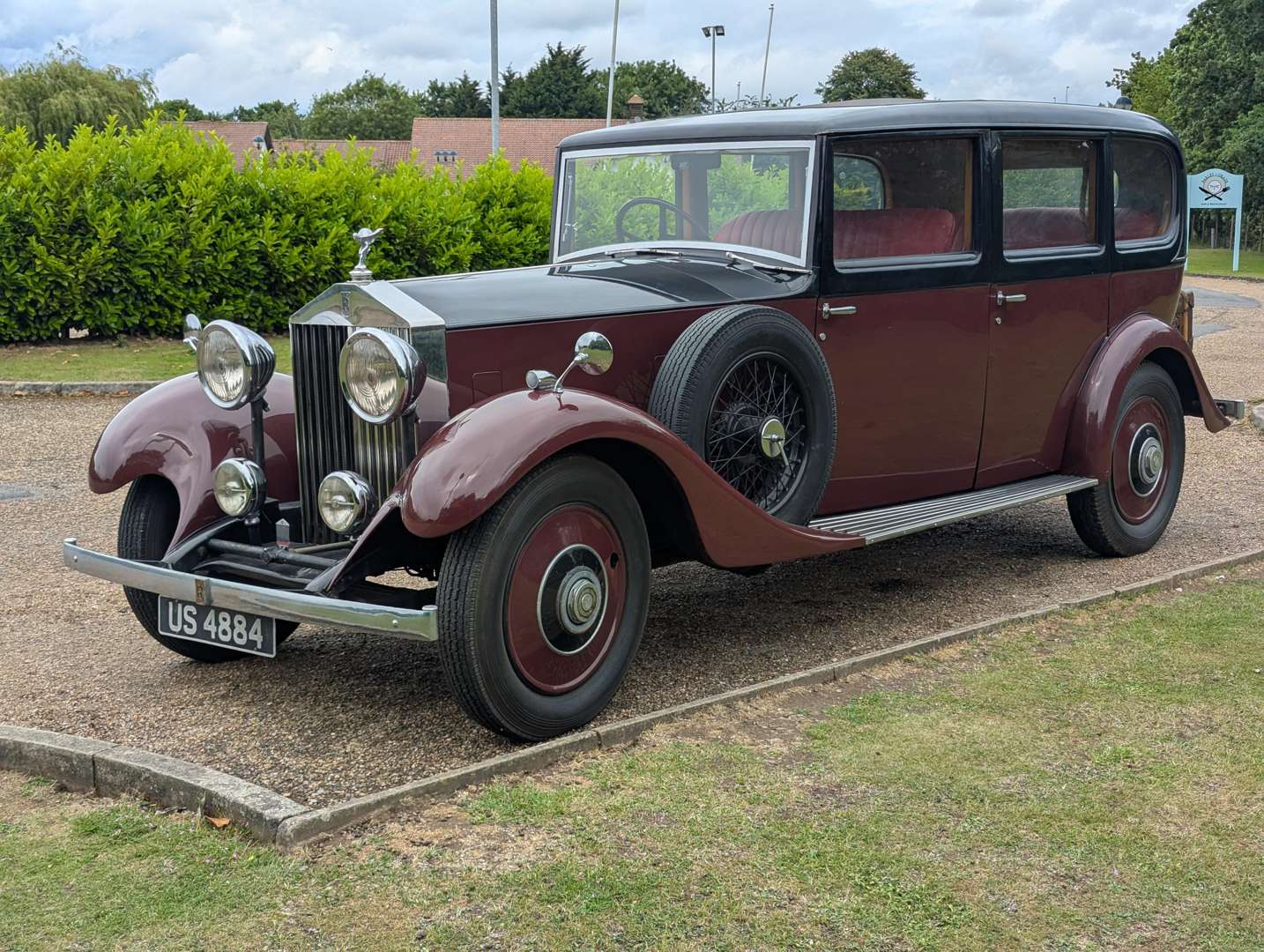 <p>1934 ROLLS ROYCE 20/25 LIMOUSINE</p>