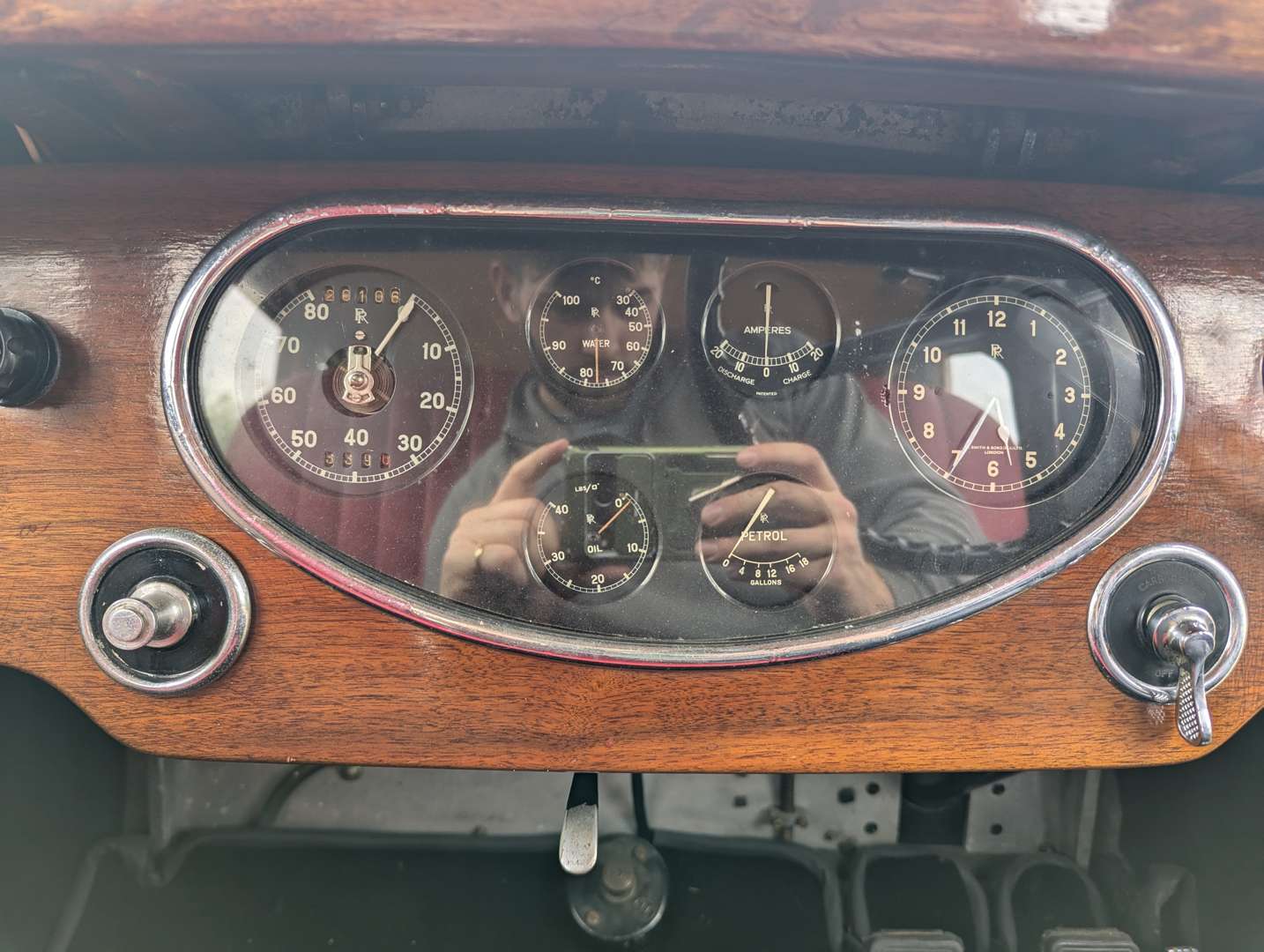 <p>1934 ROLLS ROYCE 20/25 LIMOUSINE</p>