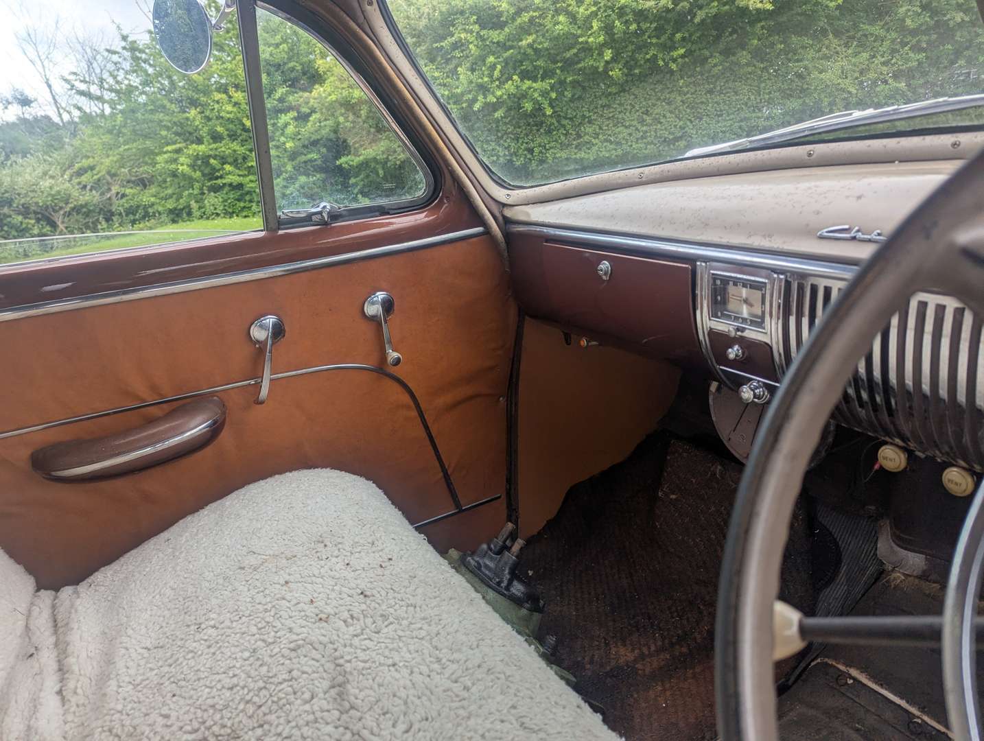<p>1949 CHEVROLET STYLELINE RHD</p>