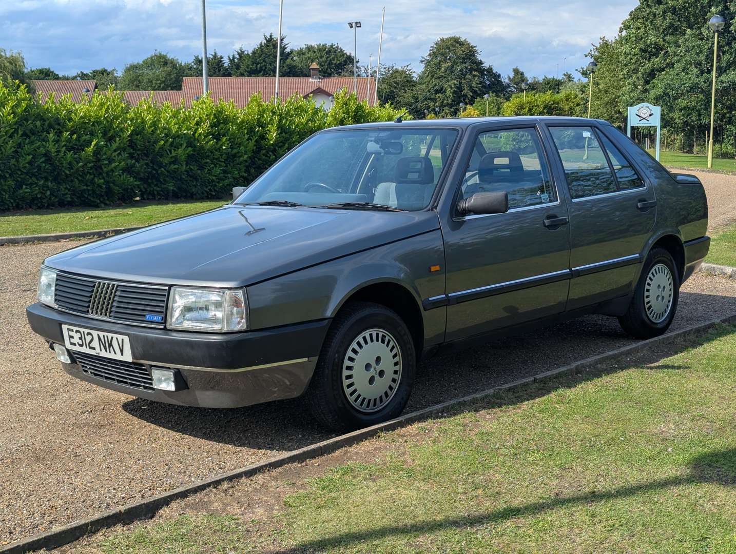 <p>1988 FIAT CROMA CHT</p>
