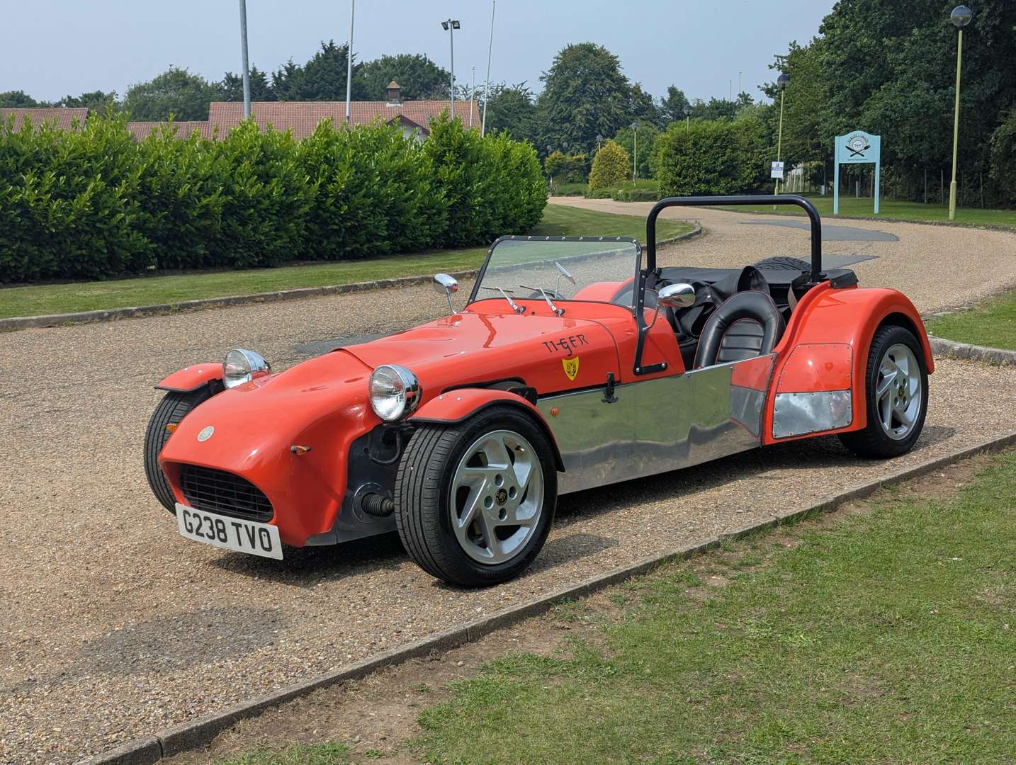 <p>1989 TIGER CAT</p>