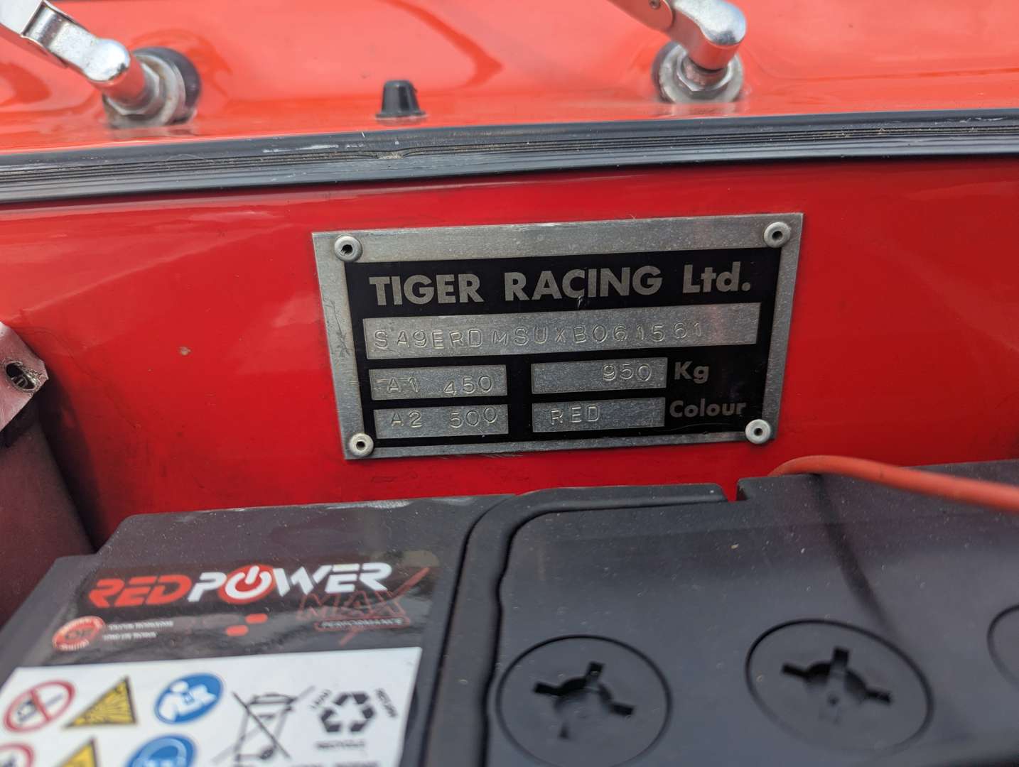 <p>1989 TIGER CAT</p>