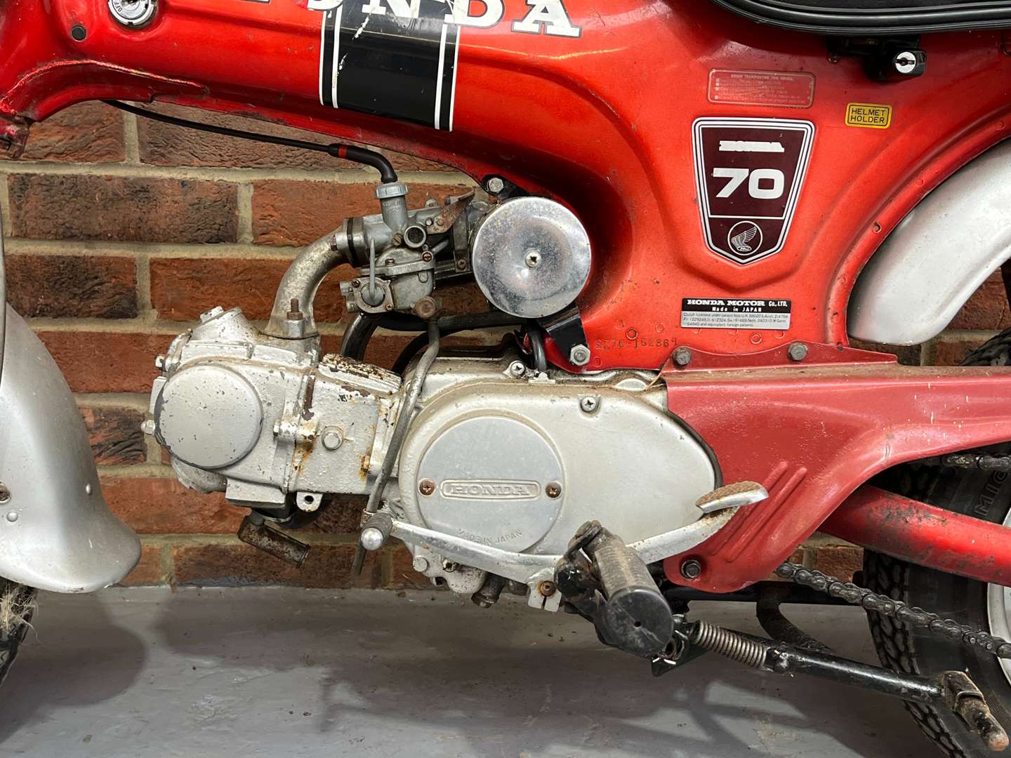 <p>HONDA 70</p>