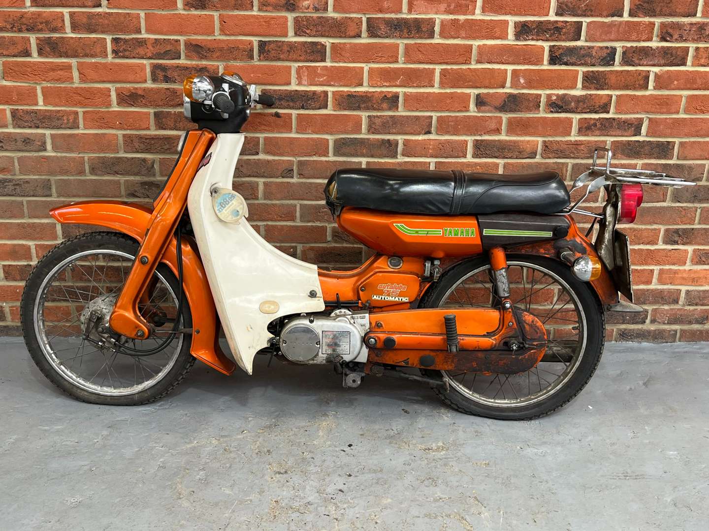 <p>1976 YAMAHA 75</p>