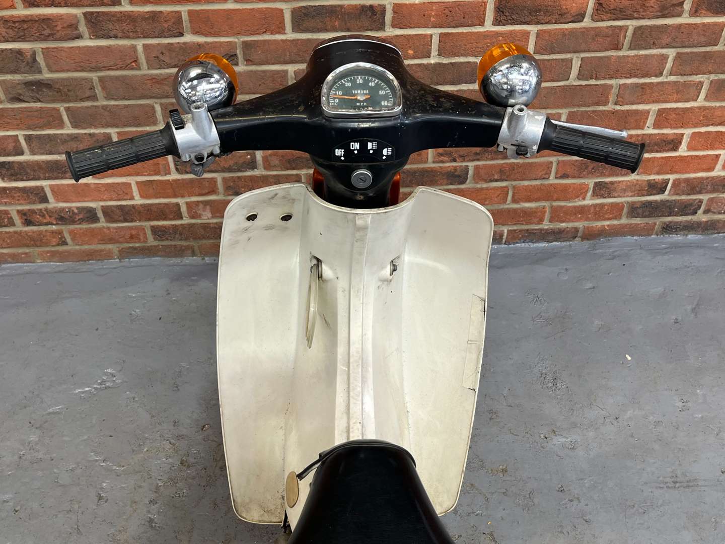 <p>1976 YAMAHA 75</p>