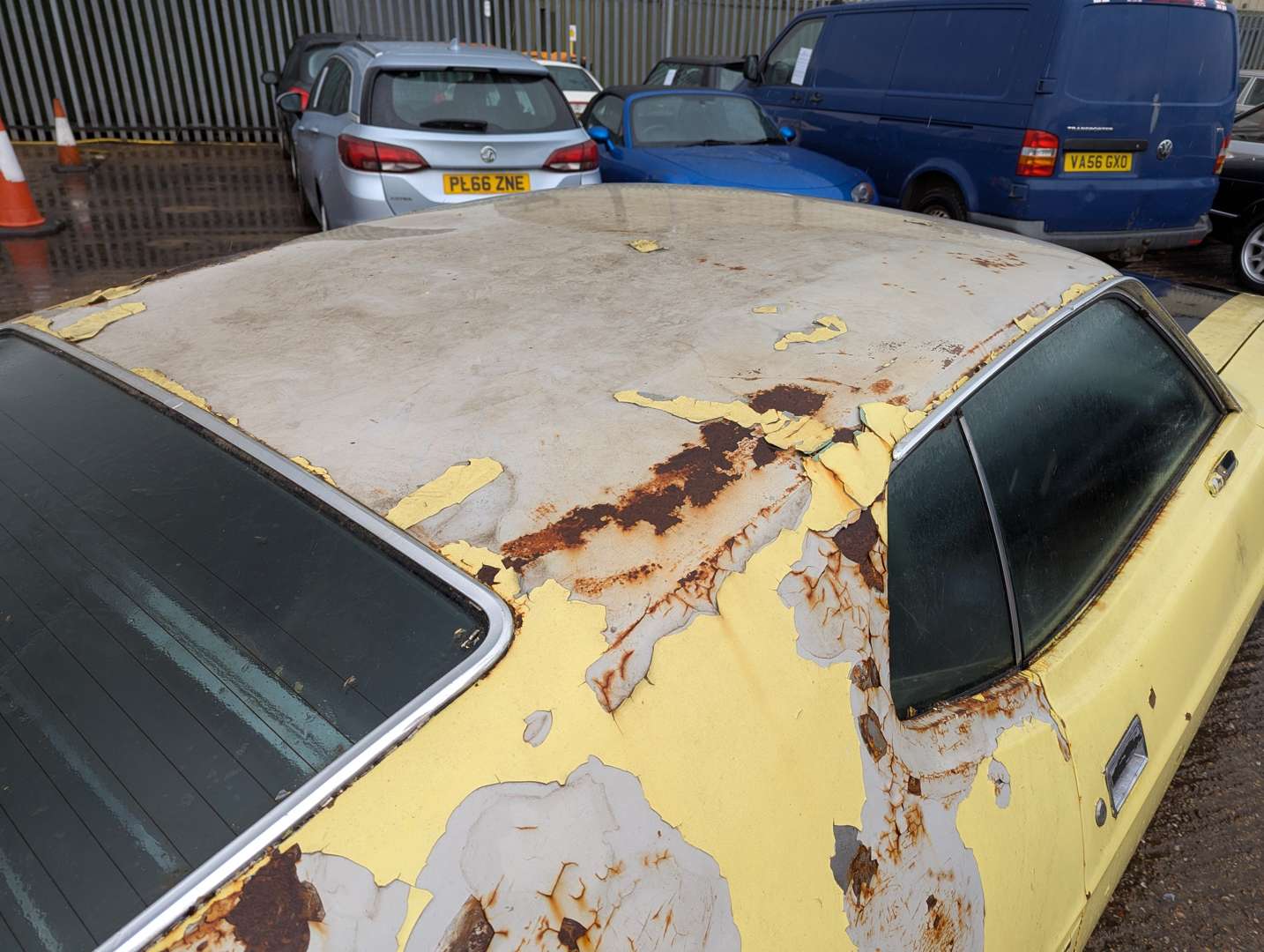 <p>1972 FORD MUSTANG COUPE LHD</p>