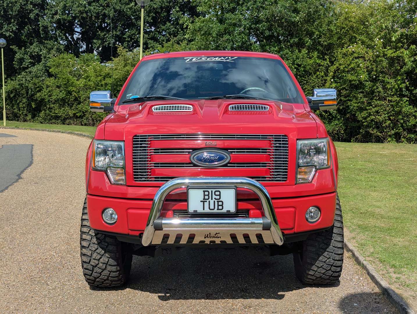 <p>2010 FORD F150 5.4 V8 PICK-UP LHD</p>