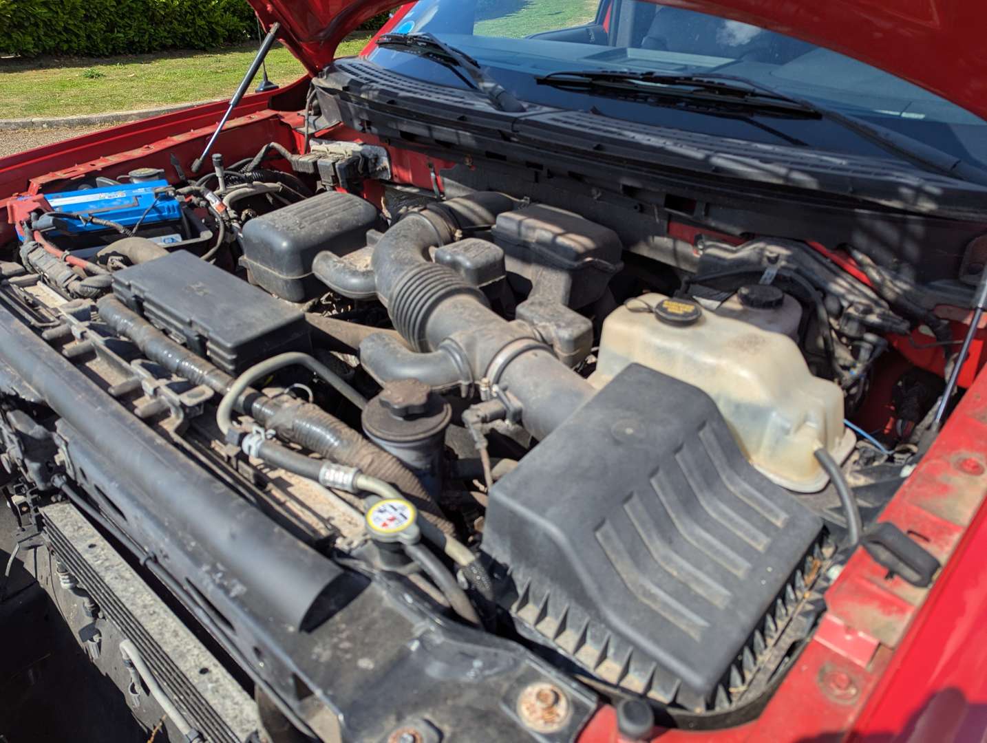 <p>2010 FORD F150 5.4 V8 PICK-UP LHD</p>