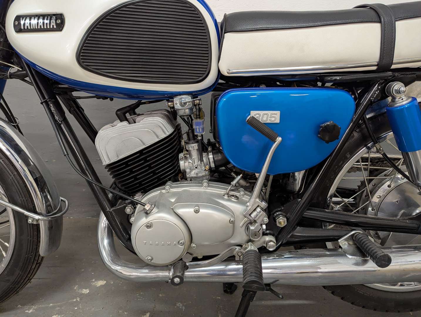 <p>1965 YAMAHA YM1 305CC</p>