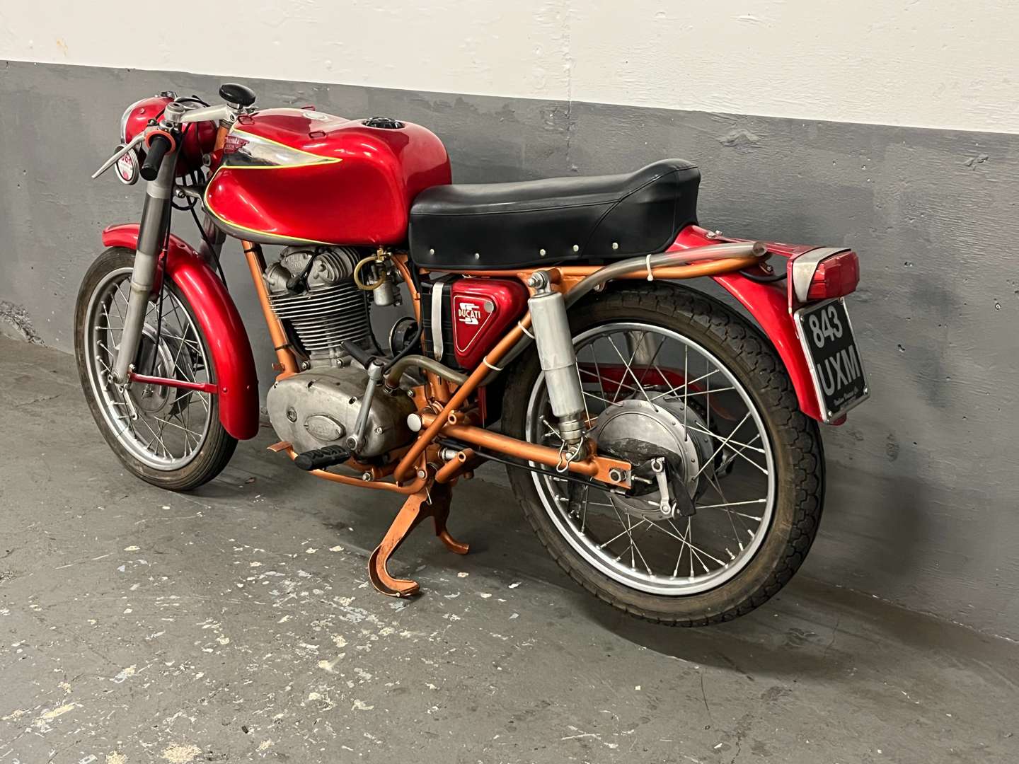<p>1960 DUCATI ELITE 200CC</p>