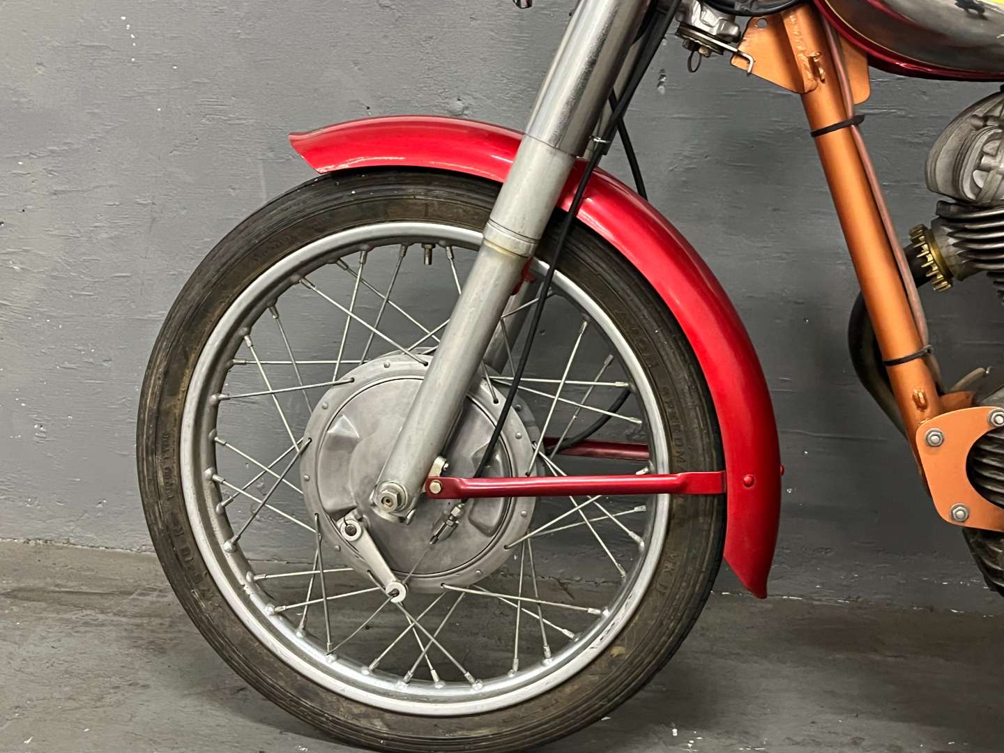<p>1960 DUCATI ELITE 200CC</p>