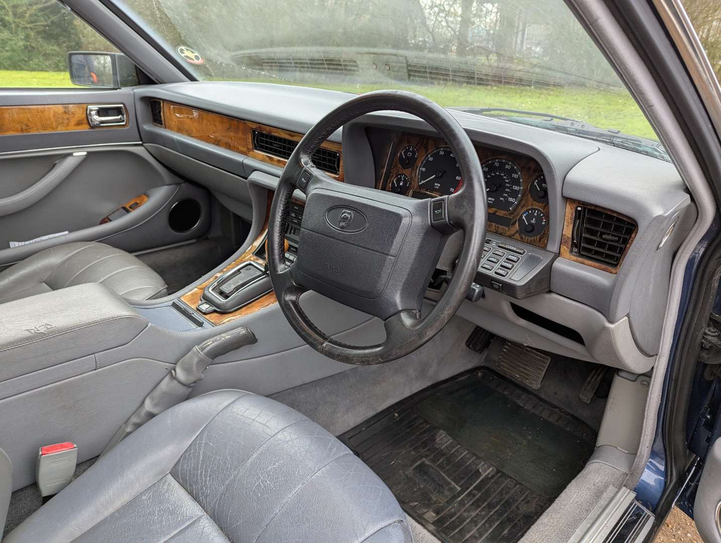 <p>1994 JAGUAR&nbsp;XJ6 GOLD 3.2 AUTO</p>