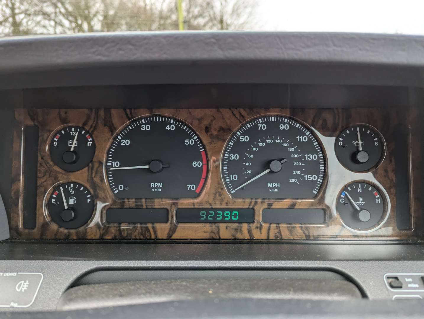 <p>1994 JAGUAR&nbsp;XJ6 GOLD 3.2 AUTO</p>