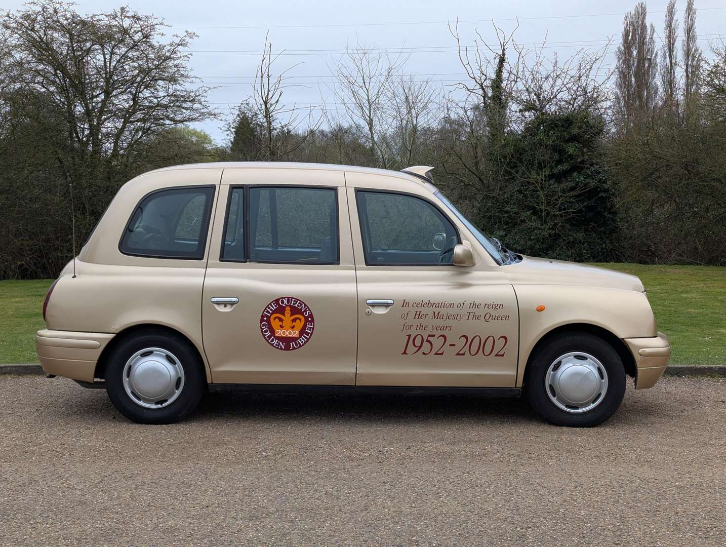 <p>2002 LONDON TAXIS INT TXII SILVER AUTO</p>