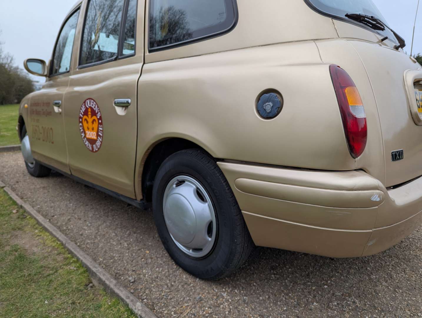 <p>2002 LONDON TAXIS INT TXII SILVER AUTO</p>